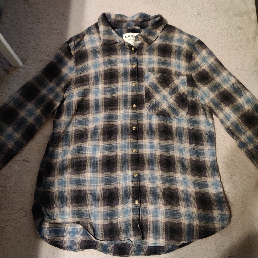 Garage Women's Blue and Black Plaid Flannel Button-Down Shirt Boyfriend Fit